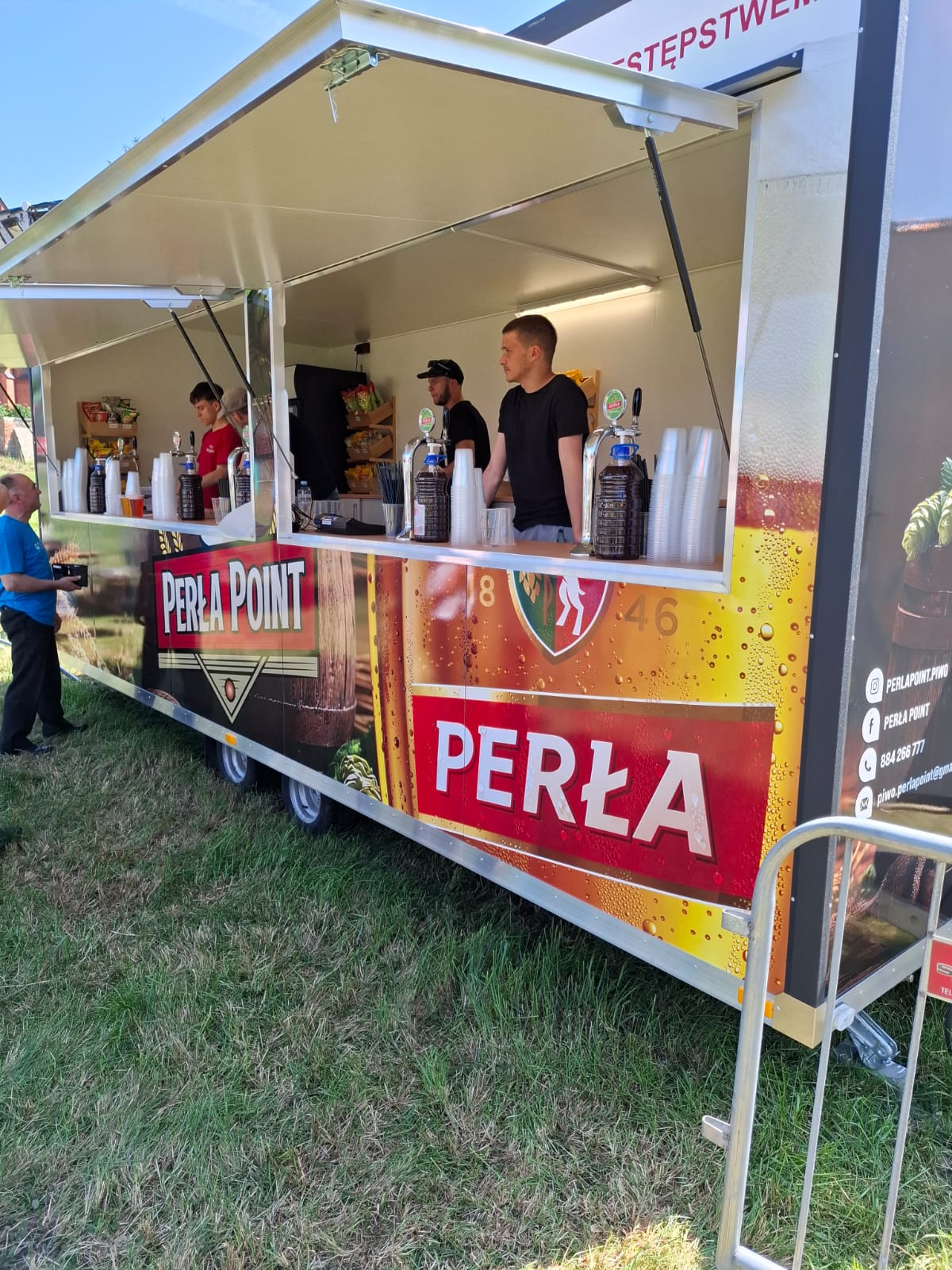 przyczepa-z-nalewakiem